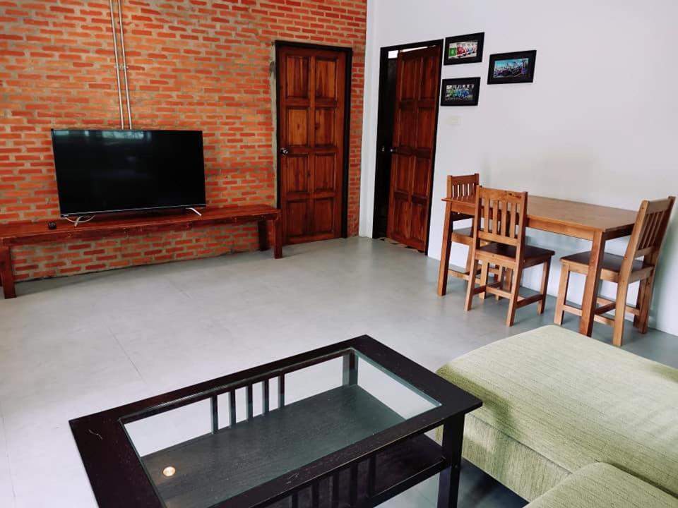Hotel Baan Nai Suan Bophut Esterno foto