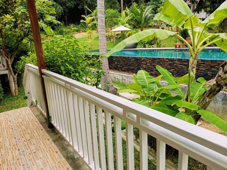 Hotel Baan Nai Suan Bophut Esterno foto