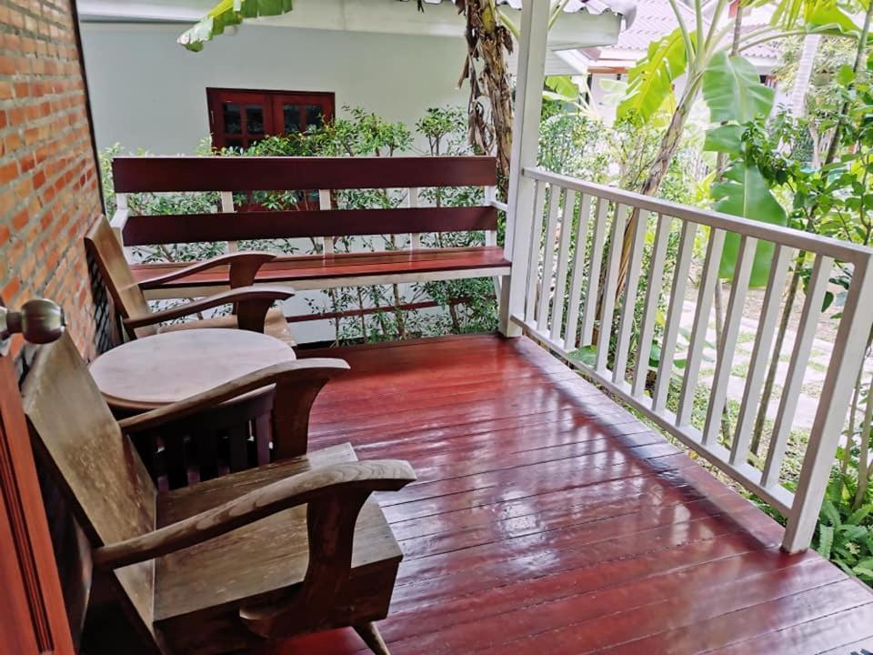 Hotel Baan Nai Suan Bophut Esterno foto