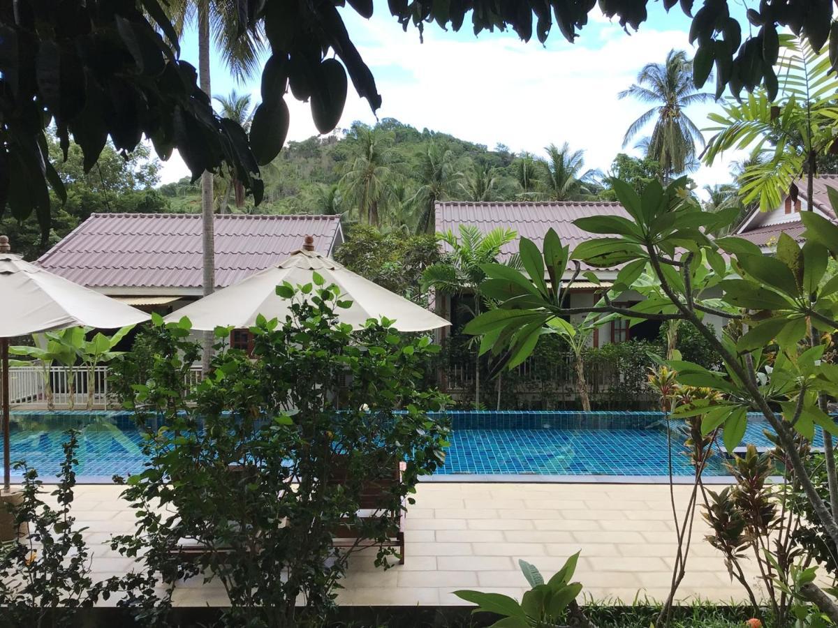 Hotel Baan Nai Suan Bophut Esterno foto