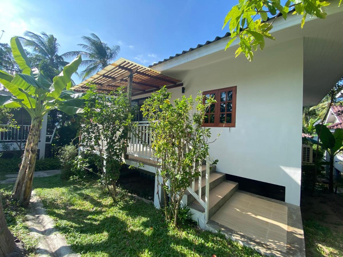 Hotel Baan Nai Suan Bophut Esterno foto