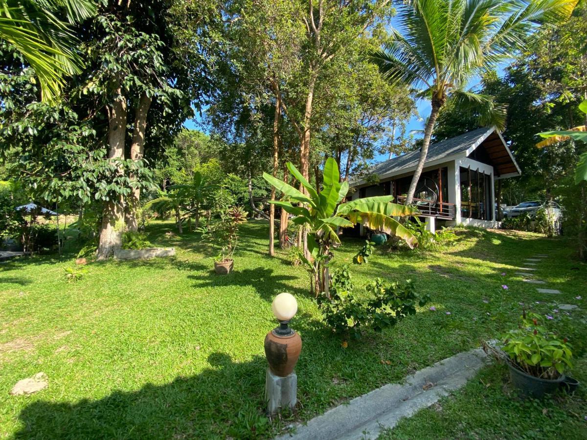 Hotel Baan Nai Suan Bophut Esterno foto