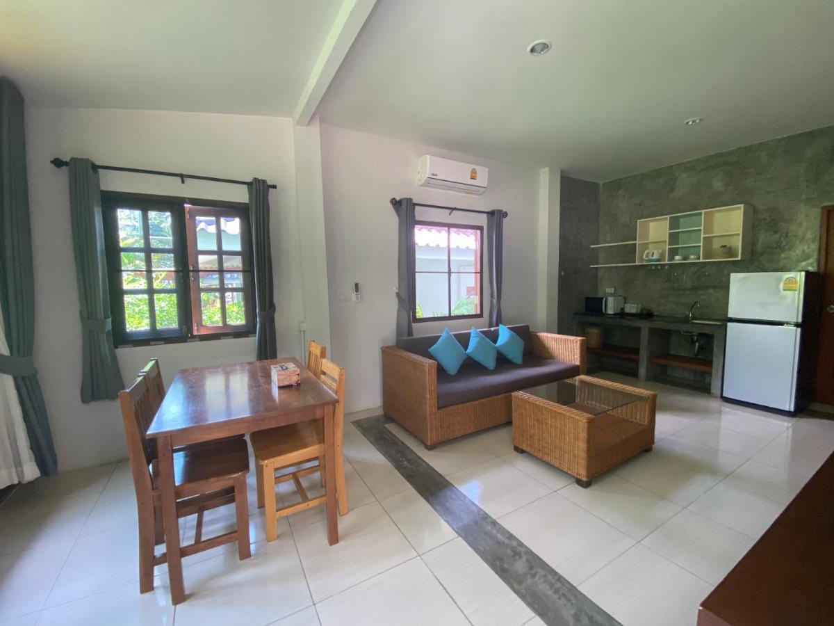 Hotel Baan Nai Suan Bophut Esterno foto