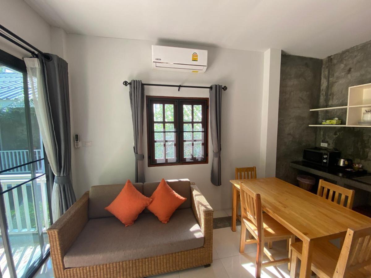 Hotel Baan Nai Suan Bophut Esterno foto